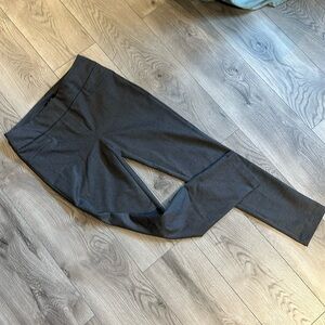 Dalia pull on pant. Size 8